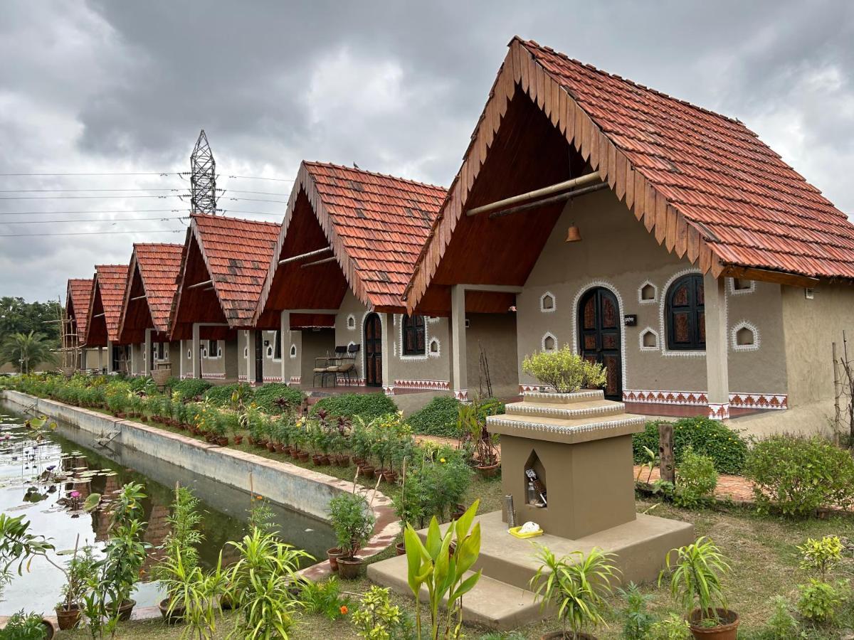 Arshinagar Shilpogram Hotel Calcutá Exterior foto