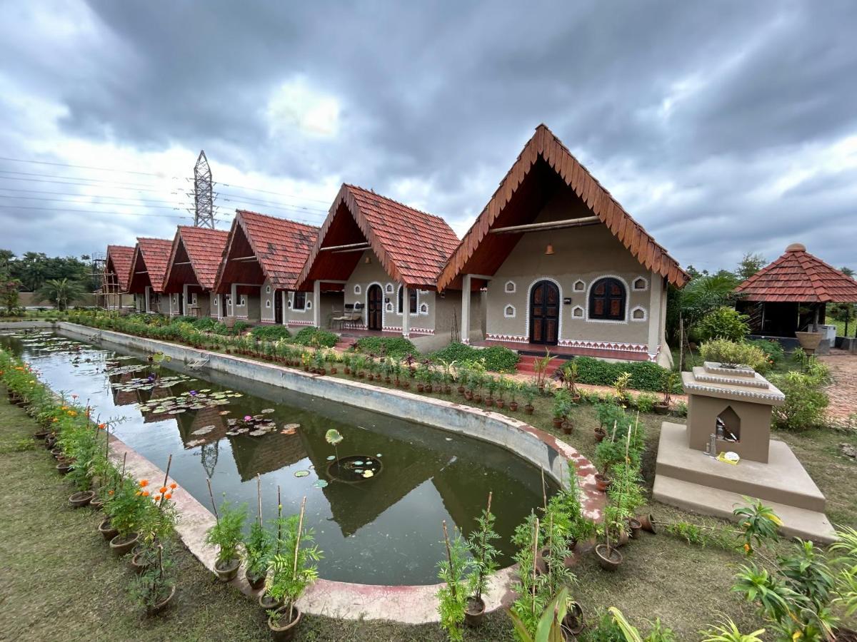 Arshinagar Shilpogram Hotel Calcutá Exterior foto